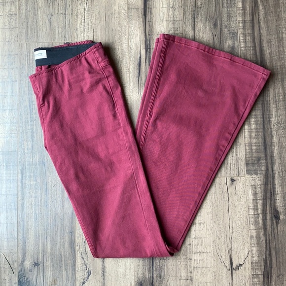 Impressions Denim - Super cute red flare jeans